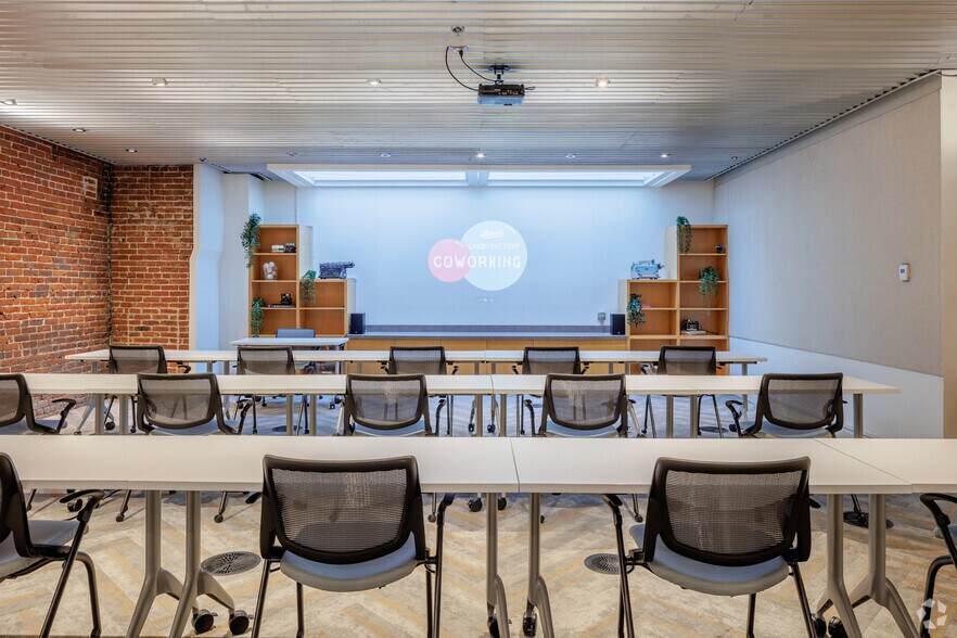 More Photos Of 1512 Curtis St, Denver Coworking Space