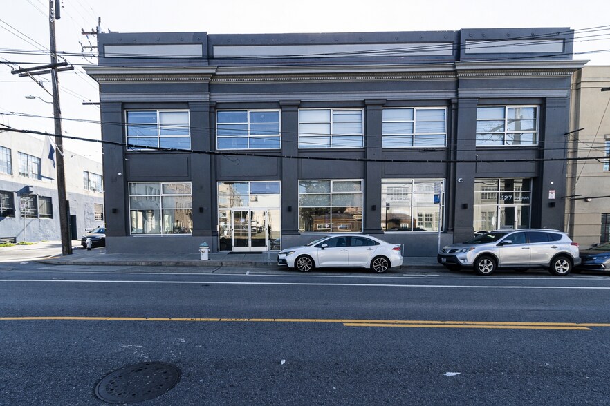 Primary Photo Of 425-427 Brannan St, San Francisco Showroom For Lease