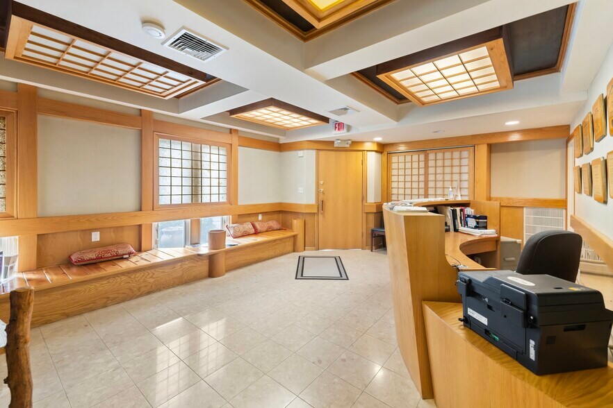 More Photos Of 61 Glenwood Rd, Englewood Office Residential For Sale