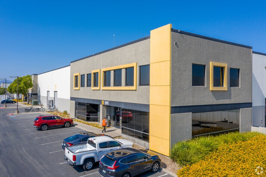 More Photos Of 9255 Customhouse Plz, San Diego Warehouse For Lease