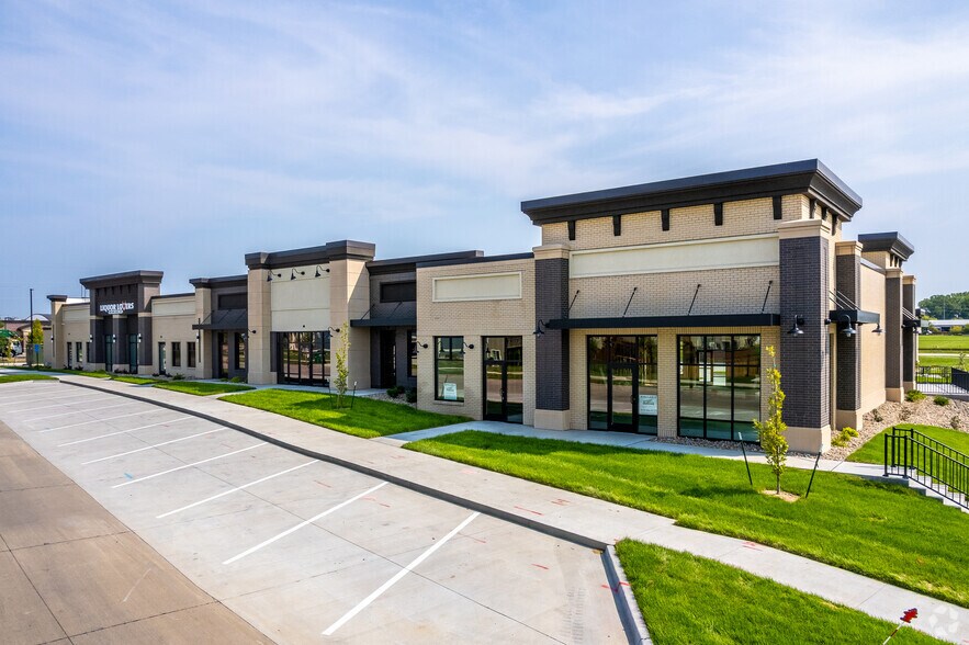More Photos Of 1510 S Ankeny Blvd, Ankeny Unknown For Lease