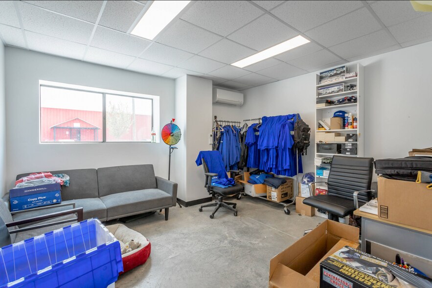 More Photos Of 1409 E 51st St, Chattanooga Warehouse For Sale