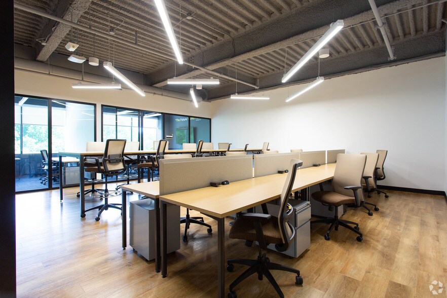 More Photos Of 11 Apex Dr, Marlborough Coworking Space