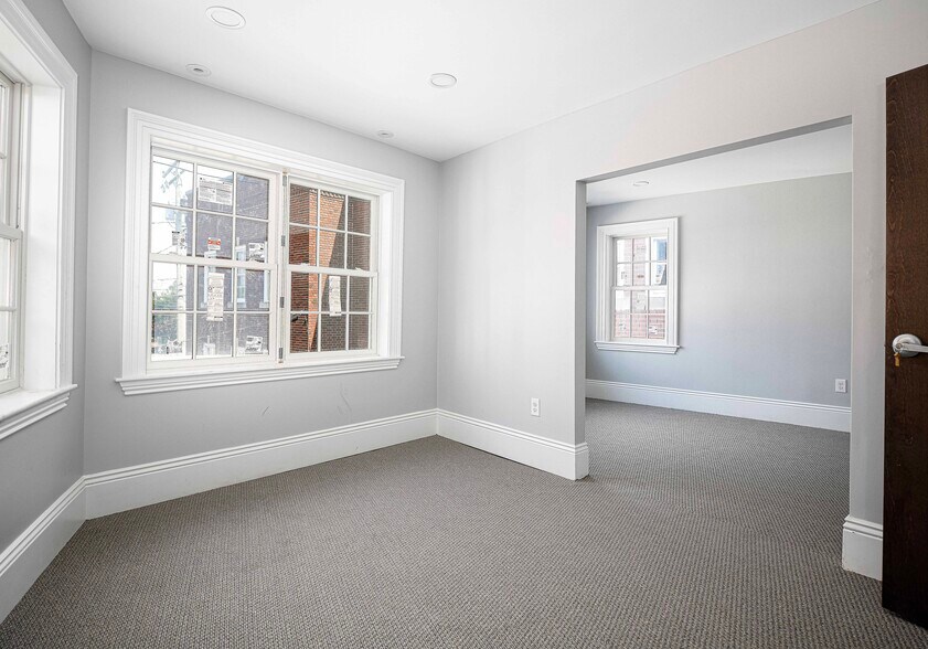 More Photos Of 20 Office St, Bel Air Office Residential For Lease