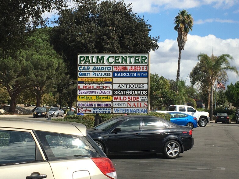 More Photos Of 1750-1788 E Los Angeles Ave, Simi Valley Freestanding For Lease
