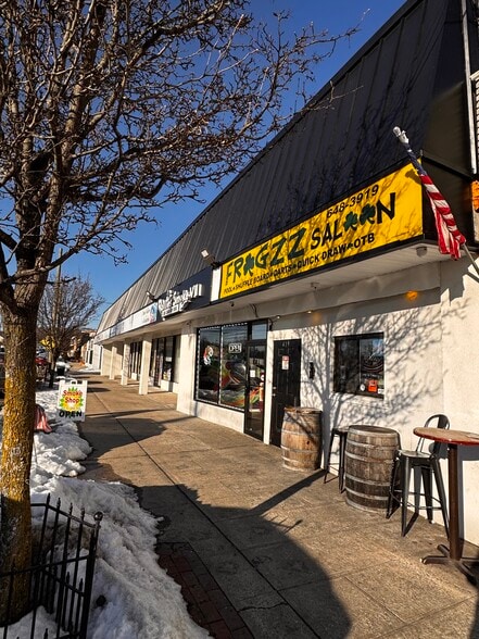 More Photos Of 419-437 Hawkins Ave, Ronkonkoma Storefront For Sale