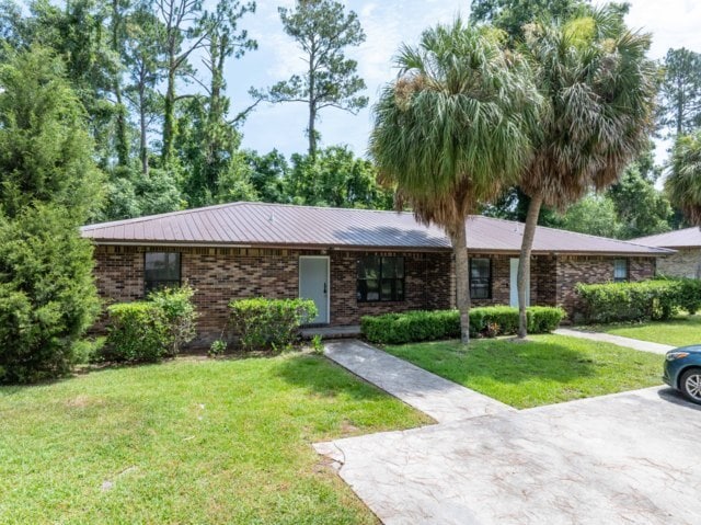 More Photos Of 325 SW Leisure Dr, Lake City Apartments For Sale