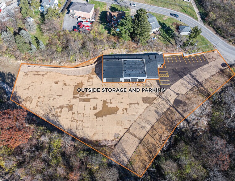 More Photos Of 5000 Steubenville Pike, McKees Rocks Warehouse For Lease