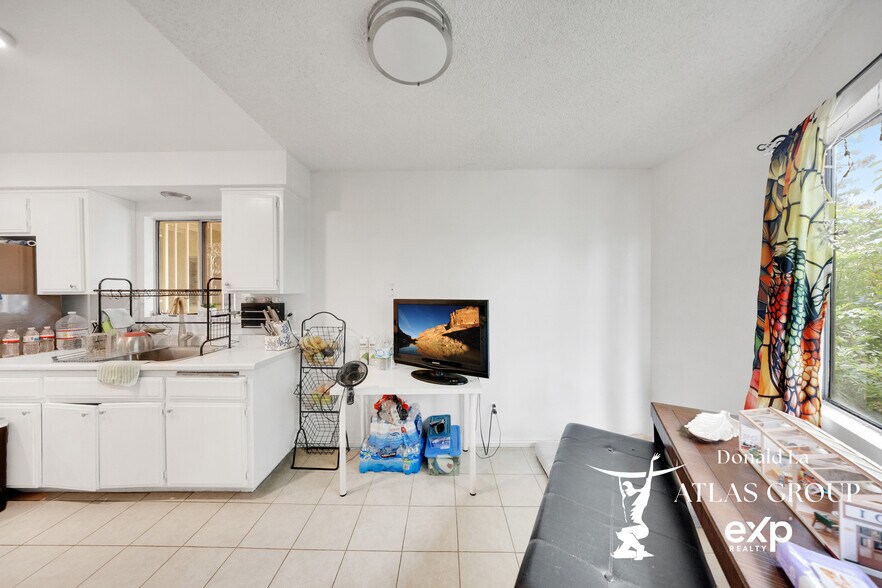 More Photos Of 2030-2040 Sierra Leone Ave, La Puente Apartments For Sale