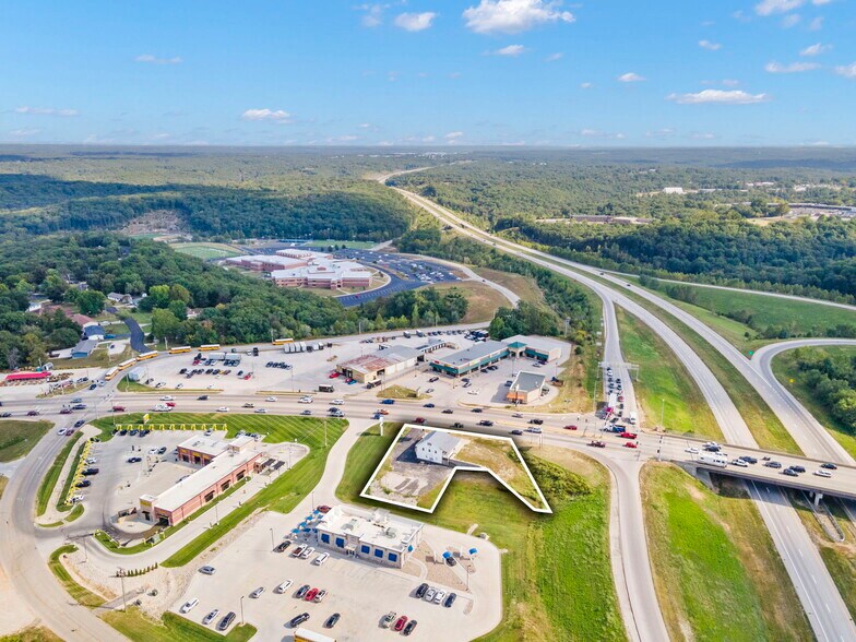 More Photos Of 771 E HWY 54, Camdenton Office For Sale