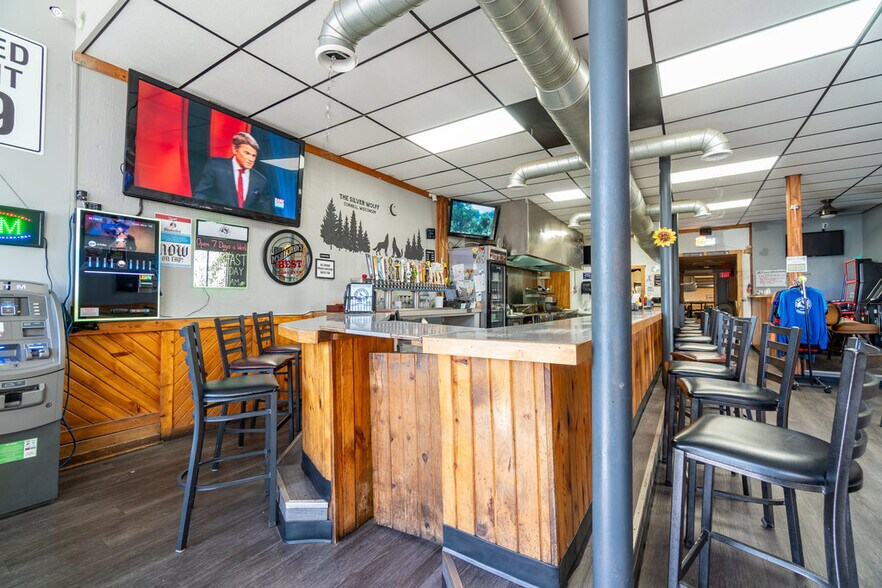 More Photos Of 116 Main St, Cornell Bar For Sale