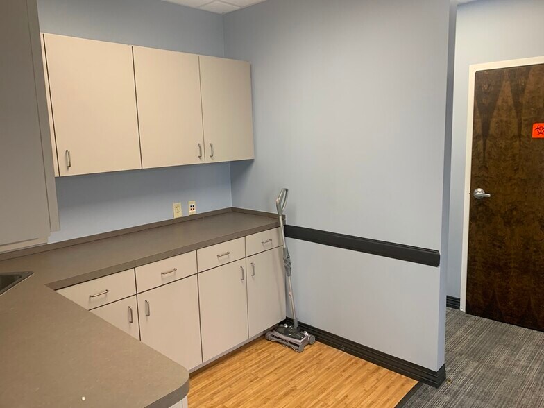 More Photos Of 668-670 N Orlando Ave, Maitland Office For Sale