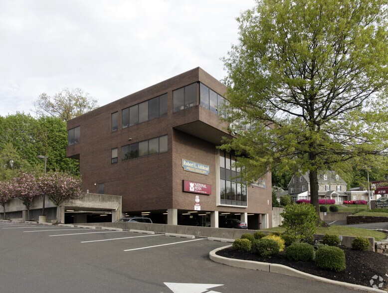 More Photos Of 1494 Old York Rd, Abington Medical For Sale