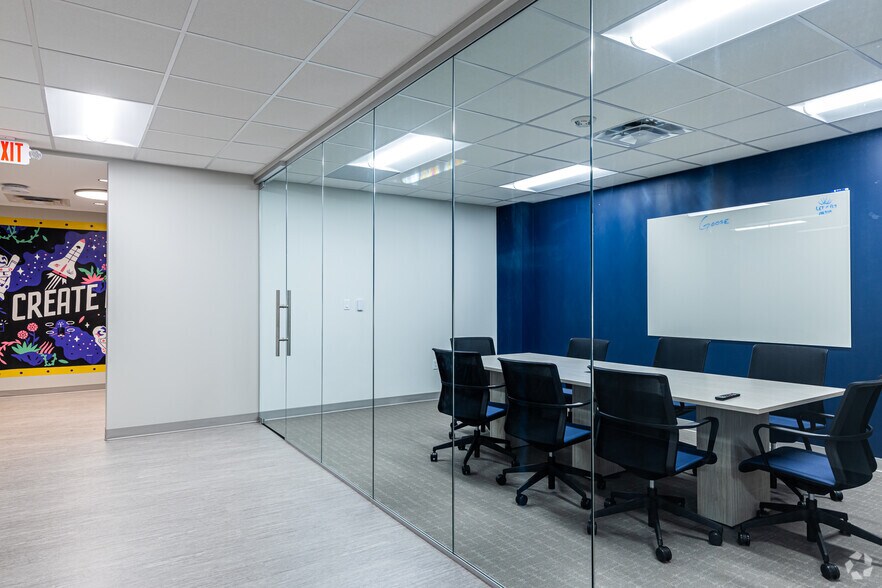 More Photos Of 4700 Belleview Ave, Kansas City Office For Lease