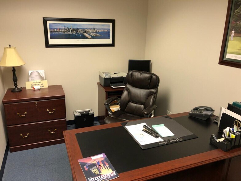 More Photos Of 245-285 Stonegate Rd, Algonquin Medical For Sale