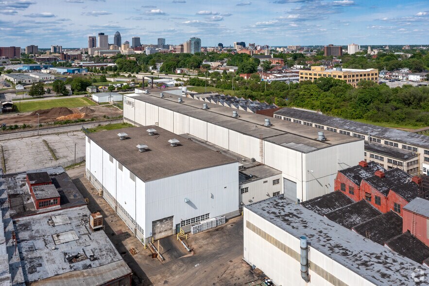 More Photos Of 1000 W Ormsby Ave, Louisville Unknown For Lease