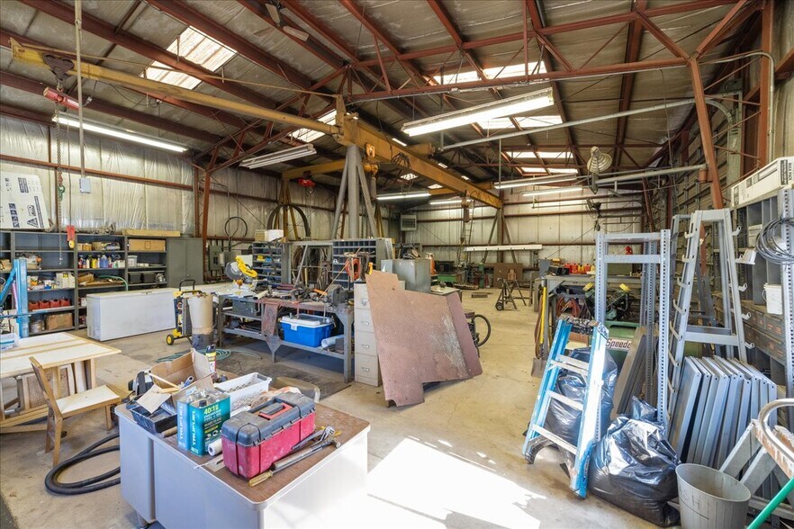 More Photos Of 563 Deep Run Rd, Perkasie Contractor Storage Yard For Sale