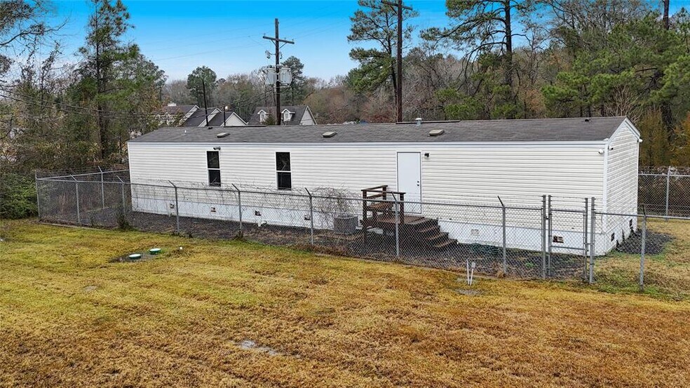 More Photos Of 21405 FM 787 Rd W, Cleveland Warehouse For Sale