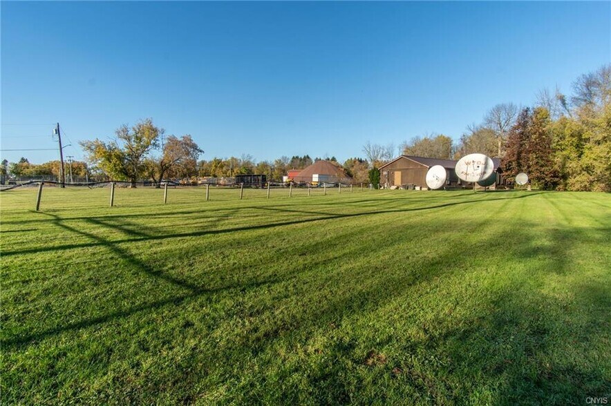 More Photos Of 2315 Knox St, Ogdensburg Medical For Sale