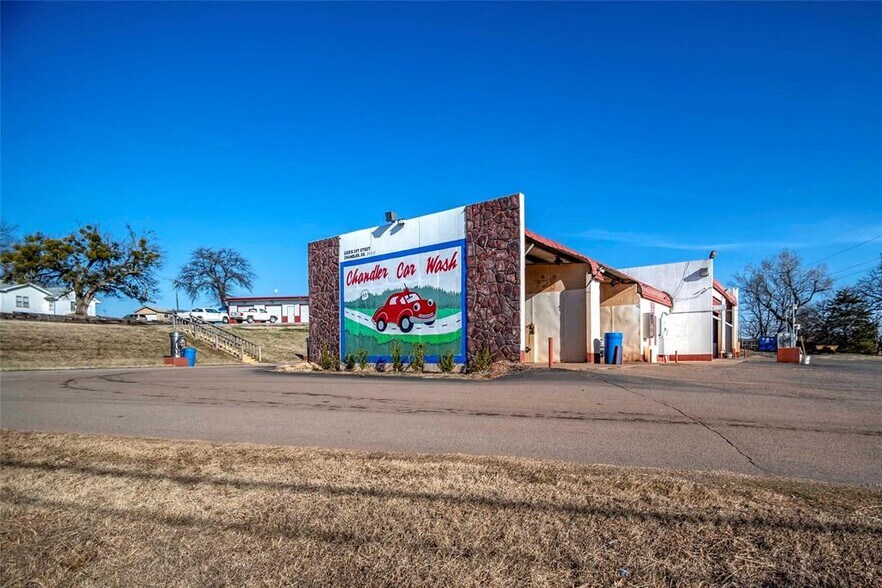 More Photos Of 1102 E 1st St, Chandler Carwash For Sale