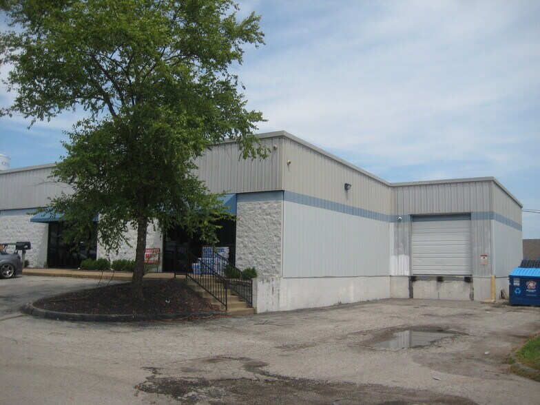 Primary Photo Of 1831 Scherer Pky, Saint Charles Light Distribution For Lease
