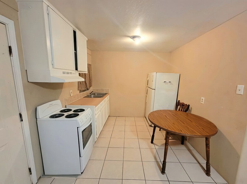 More Photos Of 164 W Old Highway 83, Rio Grande City Apartments For Sale