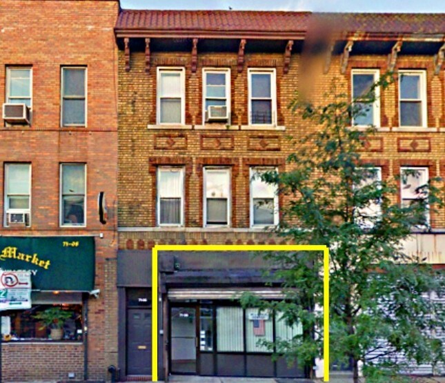 Primary Photo Of 71-06 Fresh Pond Rd, Ridgewood General Retail For Lease