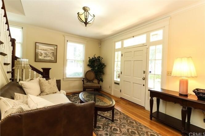 More Photos Of 341-343 Harvard Ave, Claremont Office For Lease