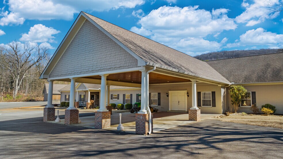 More Photos Of 502 Crystal Lake Dr NE, Fort Payne Golf Course Driving Range For Sale