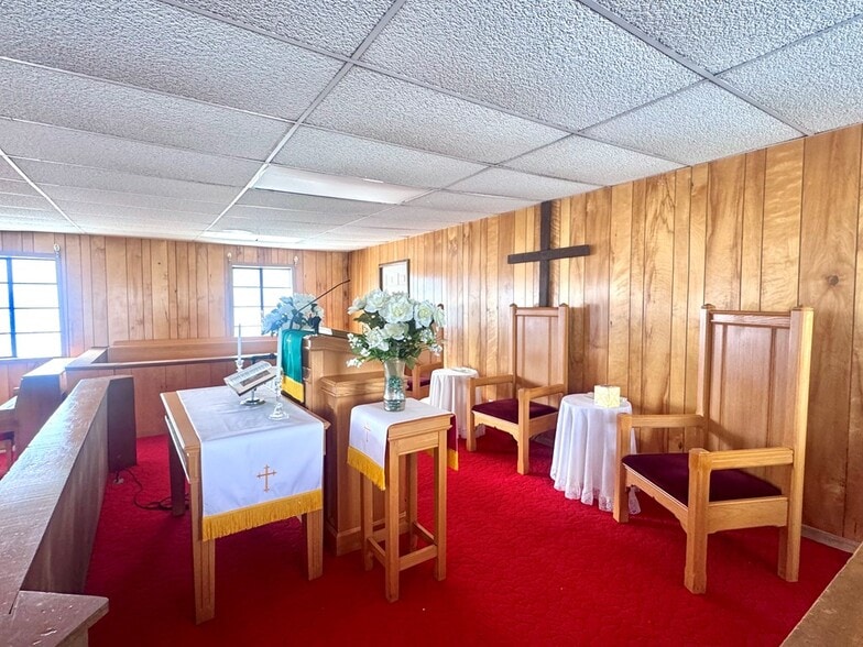 More Photos Of 105 Smith St, Beckley Religious Facility For Sale