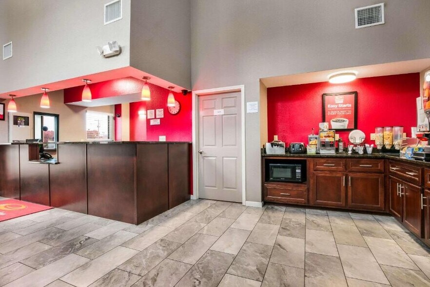 More Photos Of 310 Barrow Hill Rd, Forrest City Hotel For Sale