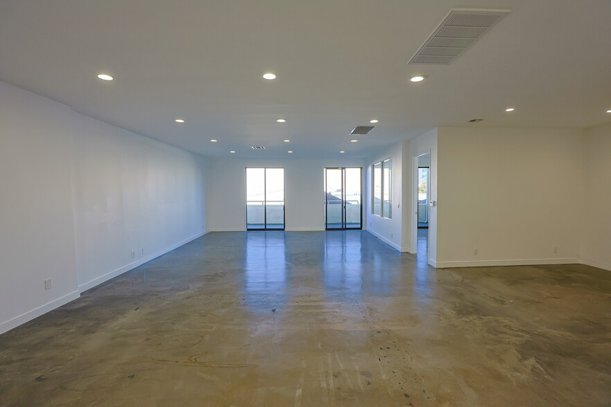 More Photos Of 3637 Motor Ave, Los Angeles Loft Creative Space For Sale