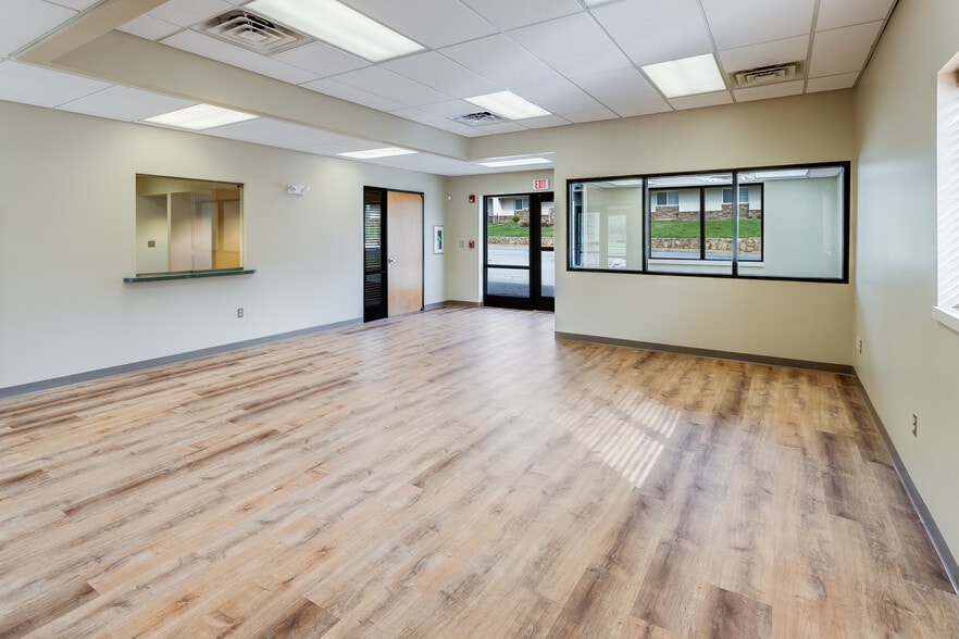 More Photos Of 138 N Main St, Canton Healthcare For Sale