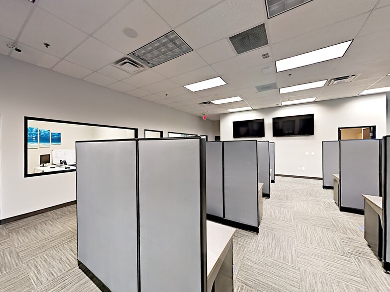 More Photos Of 1733 N Greenfield Rd, Mesa Office For Lease