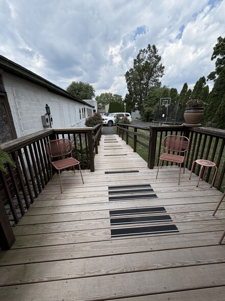 More Photos Of 234 W Main St, Hummelstown Office Residential For Sale