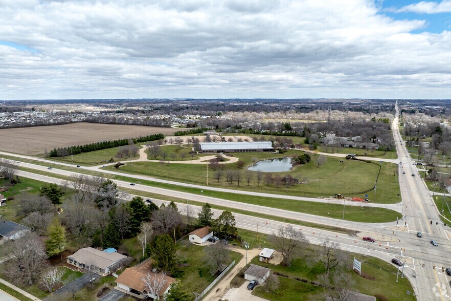 More Photos Of 801 W Rockton Rd, Rockton Research And Development For Sale