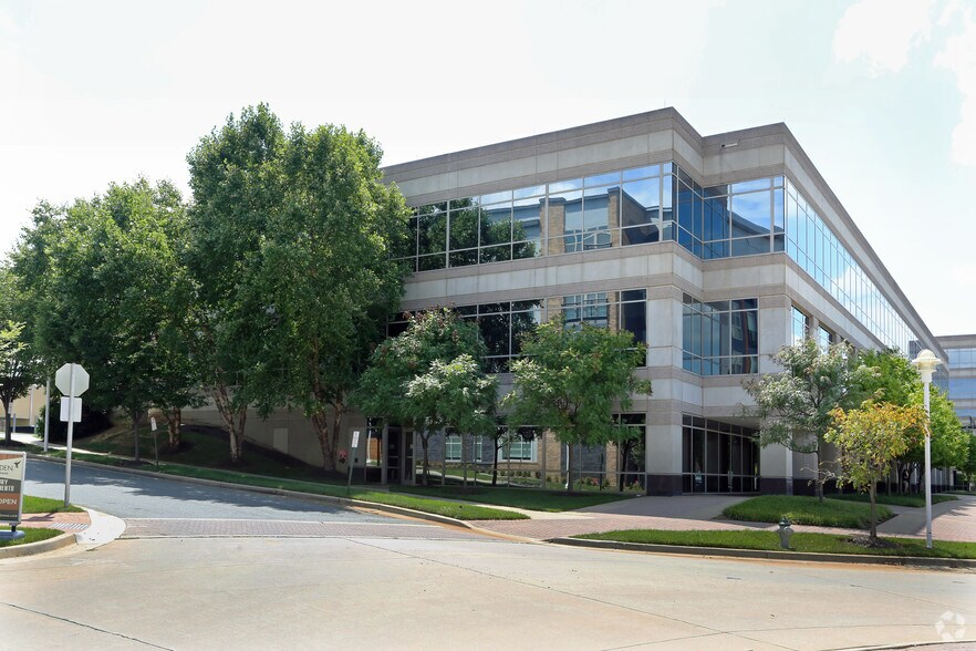 More Photos Of 9713 Key West Ave, Rockville Unknown For Lease