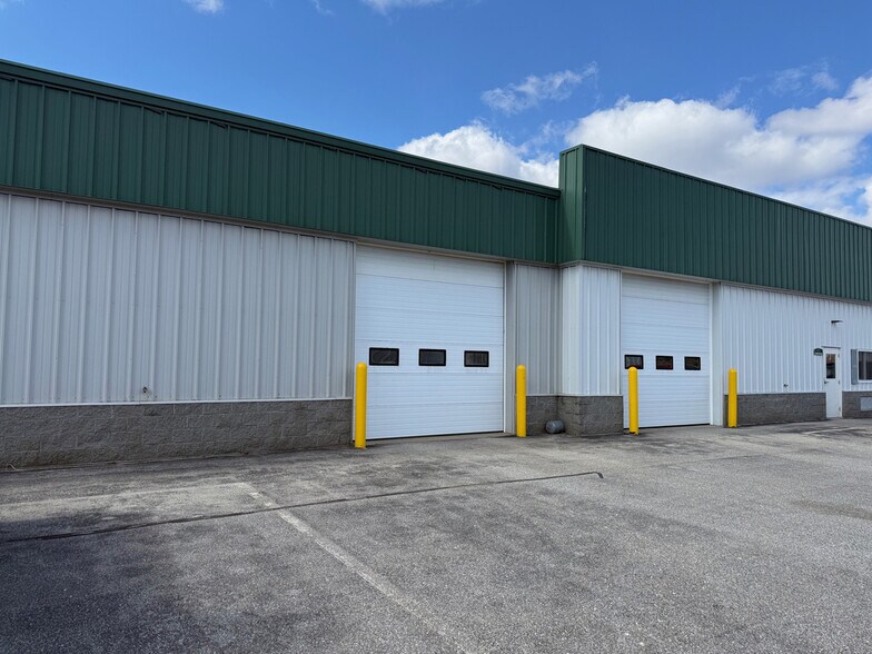 More Photos Of 2 Lincoln Ave, Scarborough Warehouse For Sale