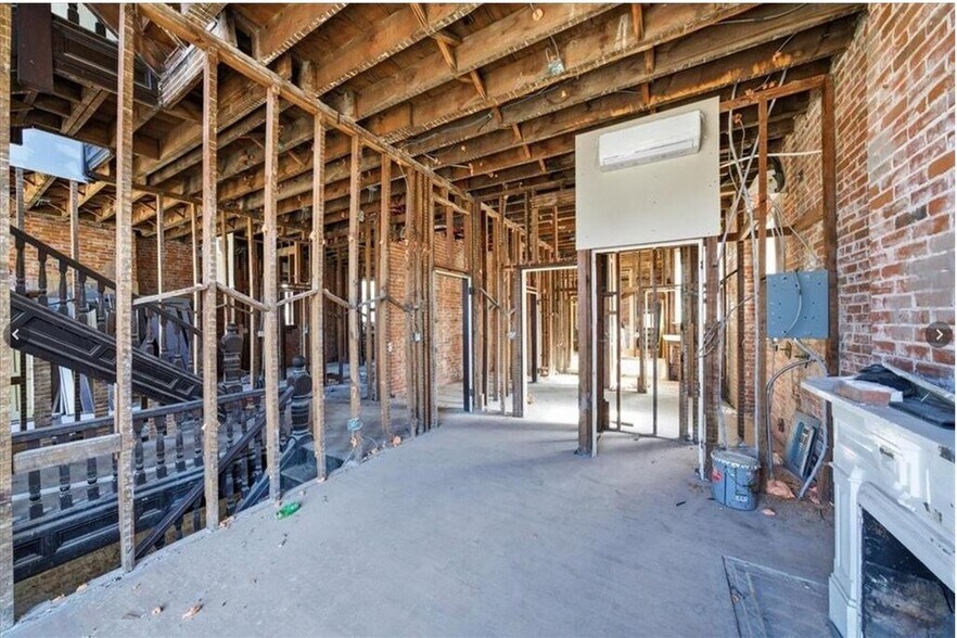 More Photos Of 115 S 13th St, Saint Joseph Apartments For Sale