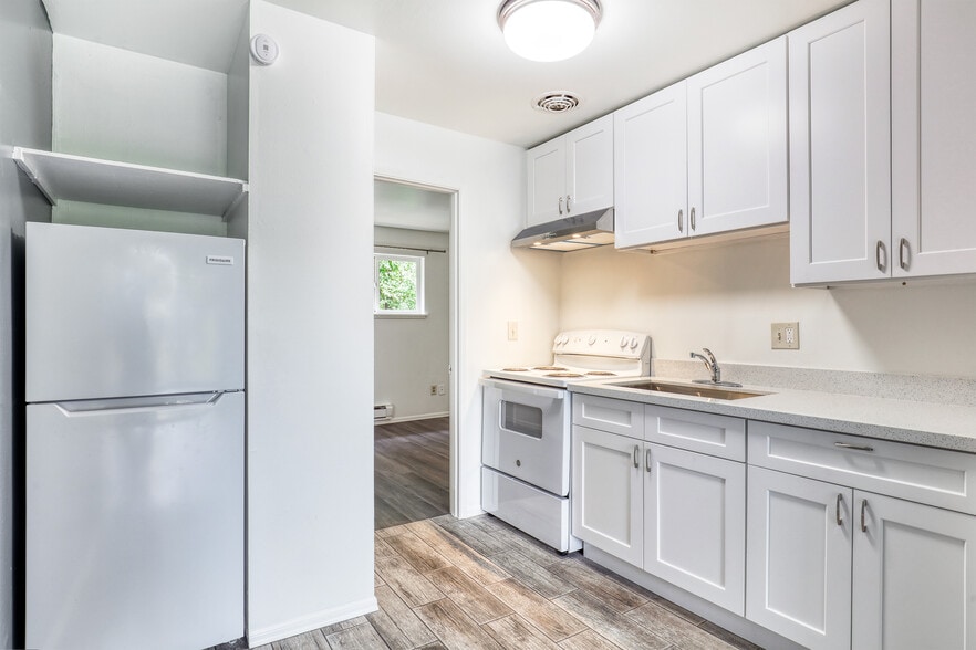 More Photos Of 720 Washington Ave N, Kent Apartments For Sale
