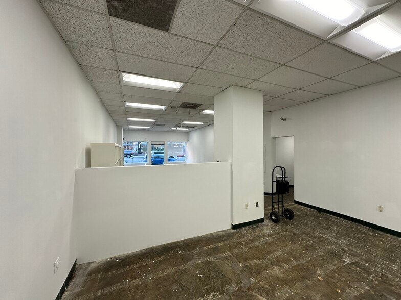 More Photos Of 6333 Wilshire Blvd, Los Angeles Medical For Lease