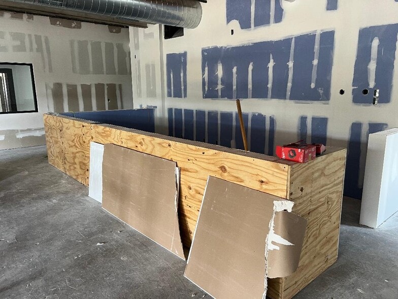 More Photos Of 125 E State St, Cherry Valley Restaurant For Lease