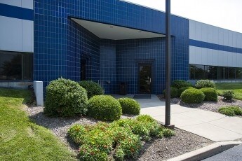 More Photos Of 200-236 Turner Blvd, Saint Peters Showroom For Lease