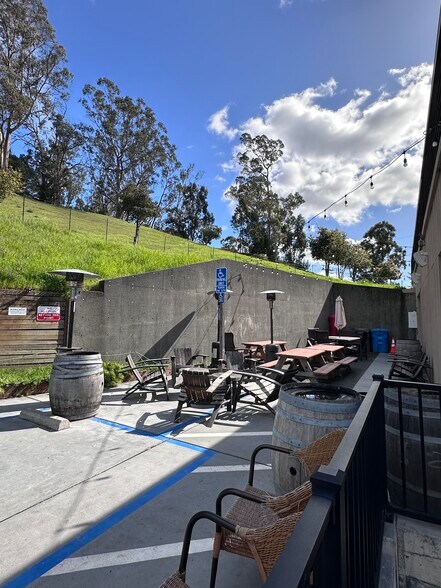 More Photos Of 1016 Railroad Ave, Novato Flex For Lease