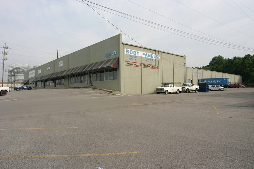 More Photos Of 478 Allied Dr, Nashville Distribution For Lease