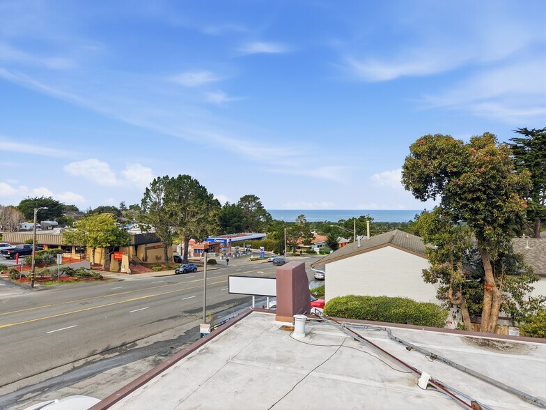 More Photos Of 1157 Forest Ave, Pacific Grove Freestanding For Sale