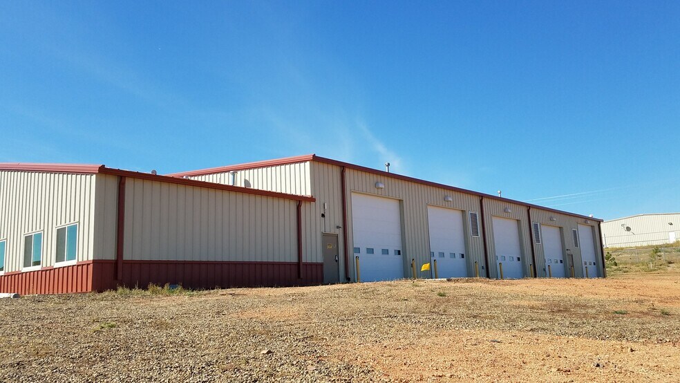 More Photos Of 2018 125th Ave NW, Watford City Warehouse For Lease