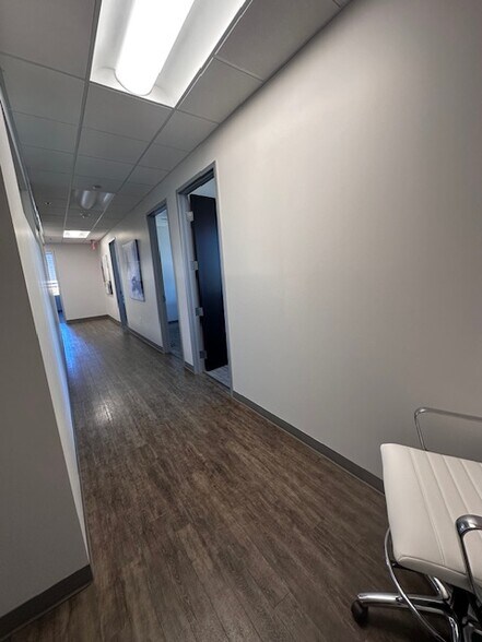 More Photos Of 1980 Festival Plaza Dr, Las Vegas Office For Lease