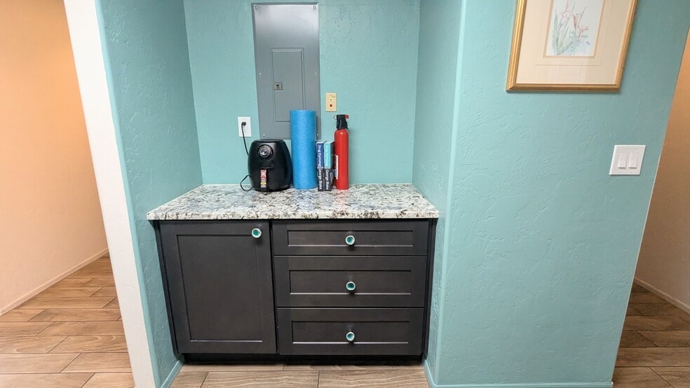 More Photos Of 6103-6105 E Grant Rd, Tucson Office For Sale