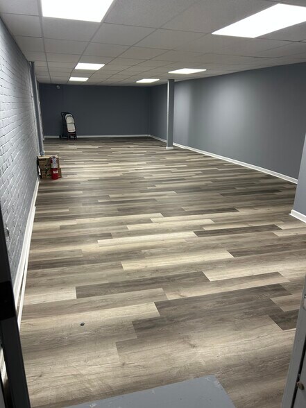 More Photos Of 113 E Chestnut St, Souderton Self Storage For Sale